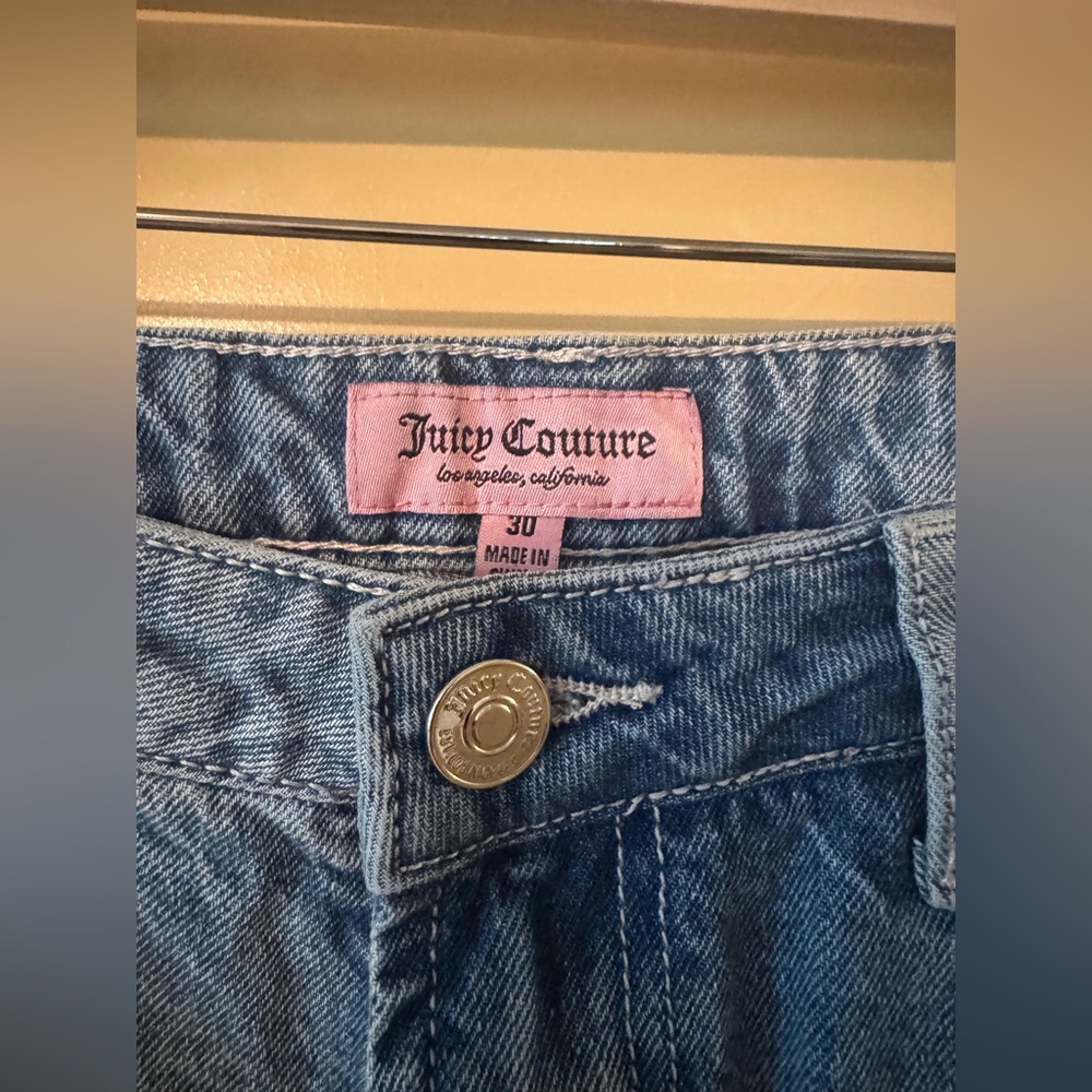 NWT Juicy Couture Two Hearts Distressed Straight Leg Jeans Blue Size 30 - Picture 6 of 6